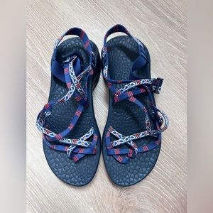 Chaco ZCloud X2 Strappy Sandals|Red/White/Blue|Sz‎ 6M